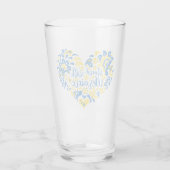 Stehe mit ukrainischen Buchstaben und Herz-Kaffee- Glas (Rückseite)