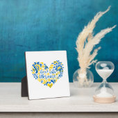 Stehen Sie mit ukrainischer Schrift und Herz Fotoplatte (InSitu)