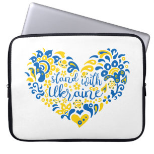 Stehen Sie mit ukrainischer Schrift und Herz Laptopschutzhülle