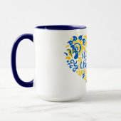 Stehen Sie mit ukrainischer Schrift und Herz  Tasse (Links)