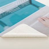 Stehend auf der Poolleiter Sherpadecke (3/4)