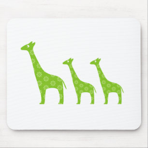 Stehende Giraffe (grün) Mousepad