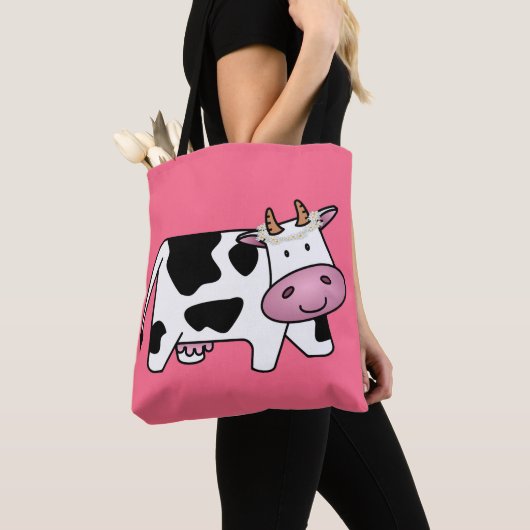 Stehende Kuh mit Milchkühe Tasche (Von Nahem)