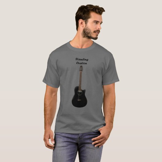 Stehende Lage T-Shirt (Vorne ganz)