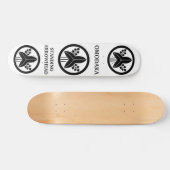 Stehende Pfeilspitze im Kreis Skateboard (Horizontal)