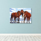 Stehende Pferde auf beengten Canvas Leinwanddruck (Insitu (Holzboden))