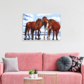 Stehende Pferde auf beengten Canvas Leinwanddruck (Insitu (Wohnzimmer))