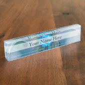 Stehende Räumlichkeiten, Abstraktes türkisfarbenes Namensplakette (Seite)