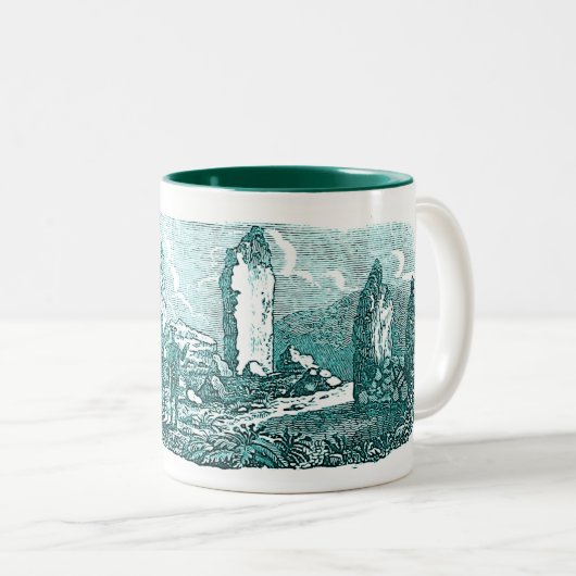 Stehende Stone Craigh na Dun Sassenach Zweifarbige Tasse (VorderseiteRechts)