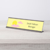 Steigende Sonne mit rosa Wolken: hellgelb Schreibtischnamensplakette (Vorderseite )