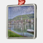 Stein auf dem Fluss Rhein Ornament Aus Metall (Links)
