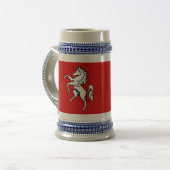 Stein Tasse mit der Flagge von Kent, England (Vorderseite Links)