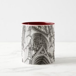 Stein und Schatten Zweifarbige Tasse