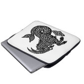 Steinbock — Heimgesuchte Tinte Zodiakus Steinbock‑ Laptopschutzhülle (Vorne Knopf)