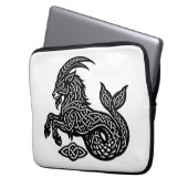 Steinbock — Heimgesuchte Tinte Zodiakus Steinbock‑ Laptopschutzhülle (Vorderseite Links)
