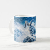 Steinbock-Sternzeichen als majestätischer Widder u Kaffeetasse (Vorderseite Links)