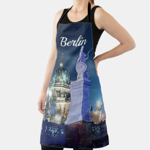 Steinbrücke bei der Berliner Kathedrale in Deutsch Schürze