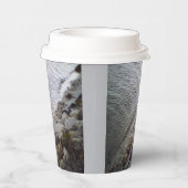 Steine am Strand Pappbecher (Rechts)