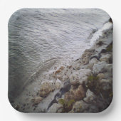 Steine am Strand Pappteller (Vorderseite)