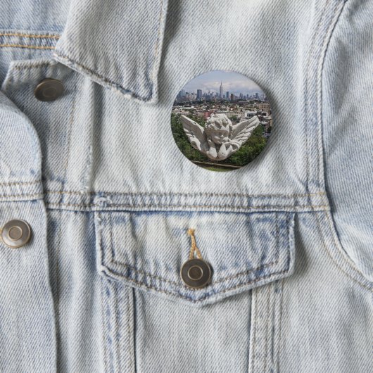 Steinengel sieht Manhattan an Button (Beispiel)