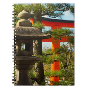 Steinlaterne und Torii-Tor Notizblock