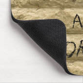 Steinmauer Graffiti... Der Herr ist mein Stein Mousepad (Ecke)