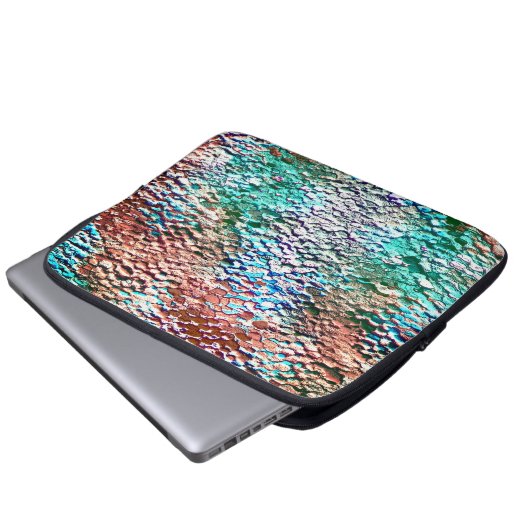 Steinsockel mit rustikalem Mörtel und Splint Laptopschutzhülle (Vorne Knopf)