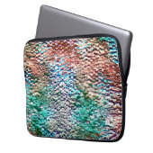 Steinsockel mit rustikalem Mörtel und Splint Laptopschutzhülle (Vorderseite Links)