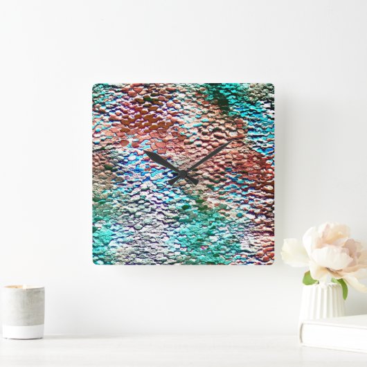 Steinsockel mit rustikalem Mörtel und Splint Quadratische Wanduhr (Zuhause)