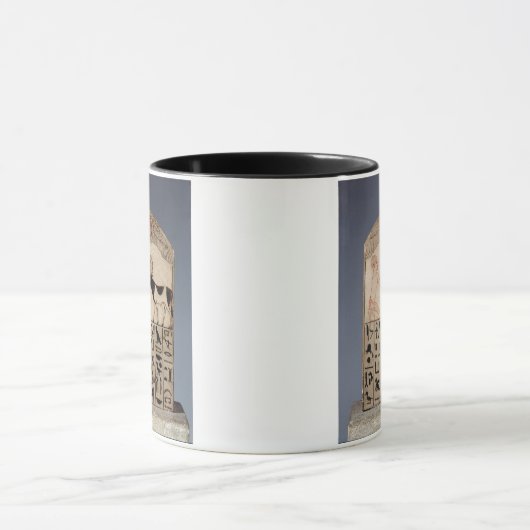 Stela zum APIstier (gemalter Kalkstein) Tasse (Zentrum)