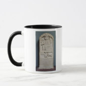 Stele eingeweiht Saturn, von EL-Ayaida Tasse (Links)