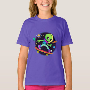 Stellar Voyager: Eine kosmische Odyssee T-Shirt