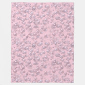 Stellen der weißen rosa Perlen auf rosa Samt Fleecedecke (Vorderseite)