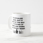 Stellen Sie Bleibe bei Zuhause Funny Mug oder Trav Kaffeetasse (Vorderseite Links)