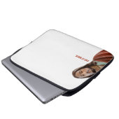 Stellen Sie den strahlenden Jesus auf weißem Hinte Laptopschutzhülle (Vorne Knopf)