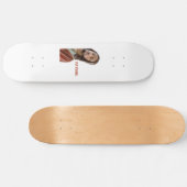 Stellen Sie den strahlenden Jesus auf weißem Hinte Skateboard (Horizontal)