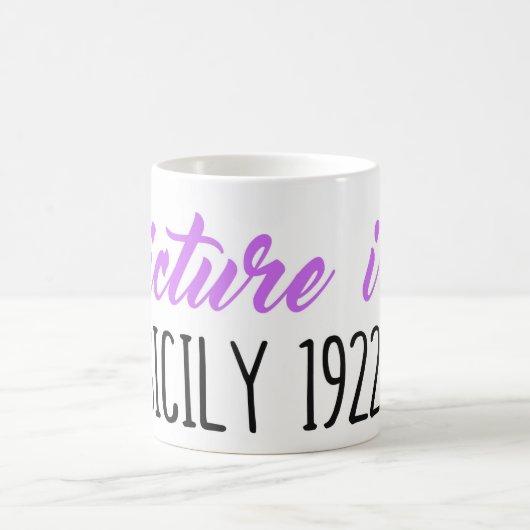 Stellen Sie es…. dar Sizilien, 1922 Kaffeetasse (Mittel)