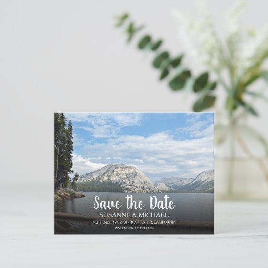 Stellen Sie Ihr eigenes Reise-Foto Save the Date Ankündigungspostkarte (Stehend Vorderseite)