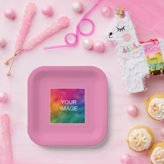 Stellen Sie Ihr Foto oder Logo hier auf dem rosa P Pappteller (Party)
