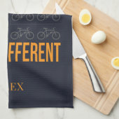 Stellen Sie sich einen anderen Fahrradfahrer Perso Geschirrtuch (Viertel Falte)