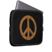 Stenciled Peace Symbol - Brown on Blk Laptopschutzhülle (Vorne Rechts)