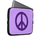 Stenciled Peace Symbol - DP Lila auf Lilac Laptopschutzhülle (Vorne Rechts)