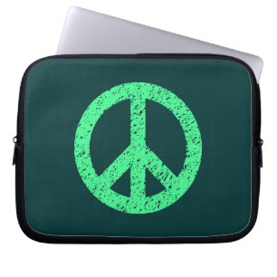 Stenciled Peace Symbol - Mint Grn on Dk Grn Laptopschutzhülle