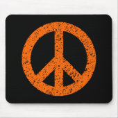 Stenciled Peace Symbol - Orange auf Black Mousepad (Vorne)