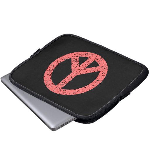 Stenciled Peace Symbol - Tropical Pink on Blk Laptopschutzhülle (Vorne Knopf)