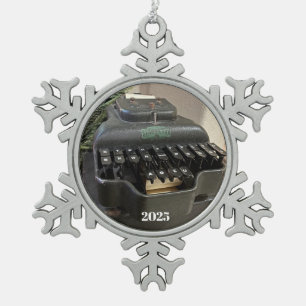 Stenotype-Modell 4 Gerichtsschreiber-Ornament 2025 Schneeflocken Zinn-Ornament