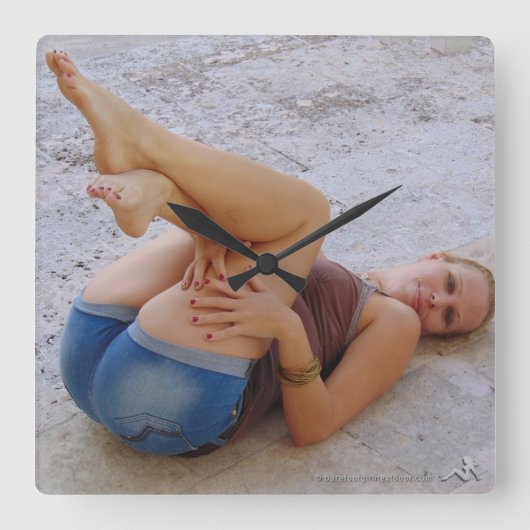 Stephanie Quadratische Wanduhr (Vorderseite)