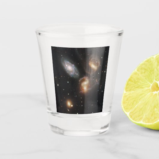 Stephans Quintet: Galaxie-Galaktische Trümmer Schnapsglas (Vorderseite)