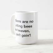 Steppende Biene in Himmel Quilters Tasse (Vorderseite Links)