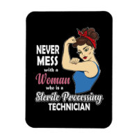 Sterile Processing Technique geben Frauen Autoclav